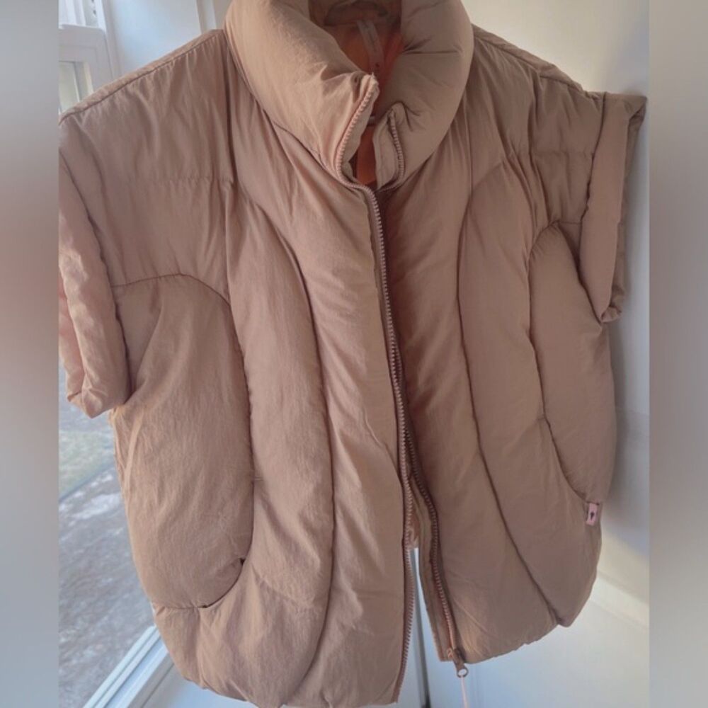 New Simply Southern Brown Teddy Caramel Puffer Vest - Picture 2 of 2